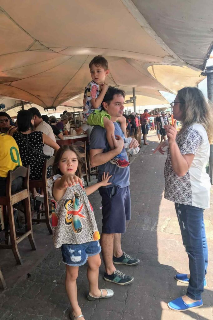 de cavalinho por aí