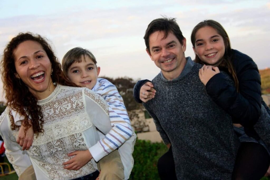 de cavalinho por aí